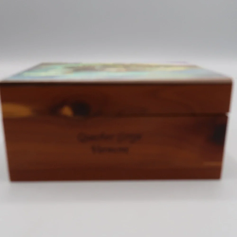 Vintage Cedar Wood Trinket Box Mountain Landscape Eagle Scene 4x3